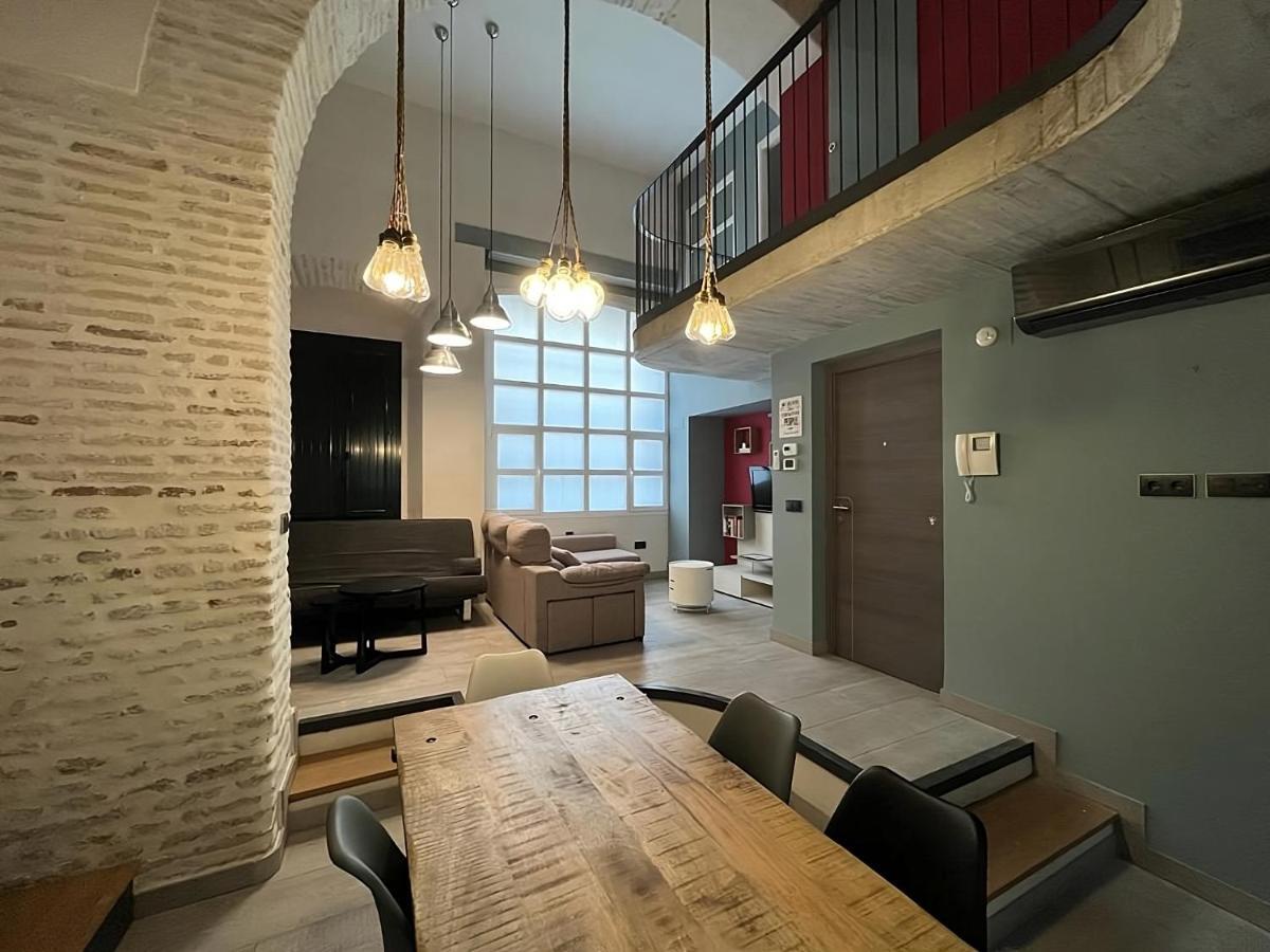 Apartamentos Living Sevilla Centro Maestranza Zewnętrze zdjęcie